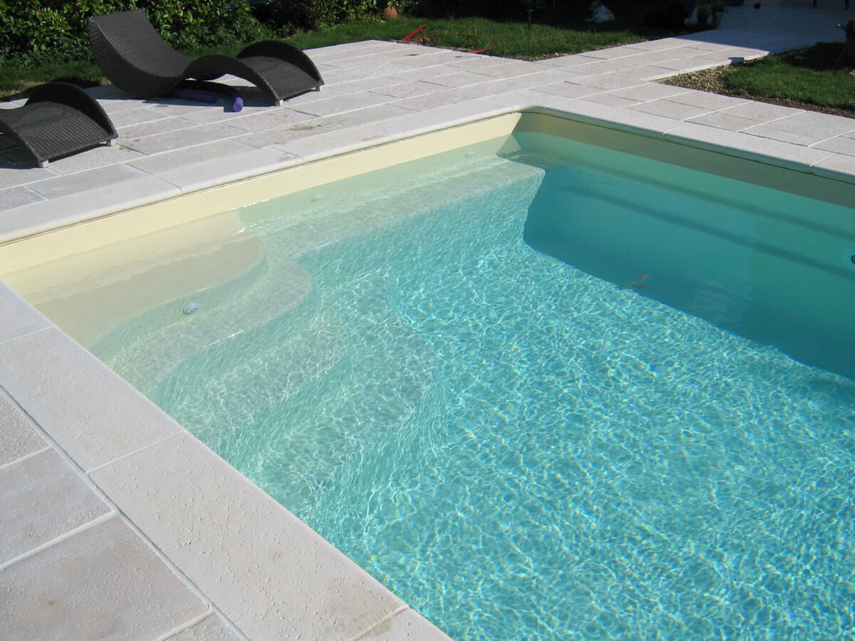 piscine à coque epoxy-polyester